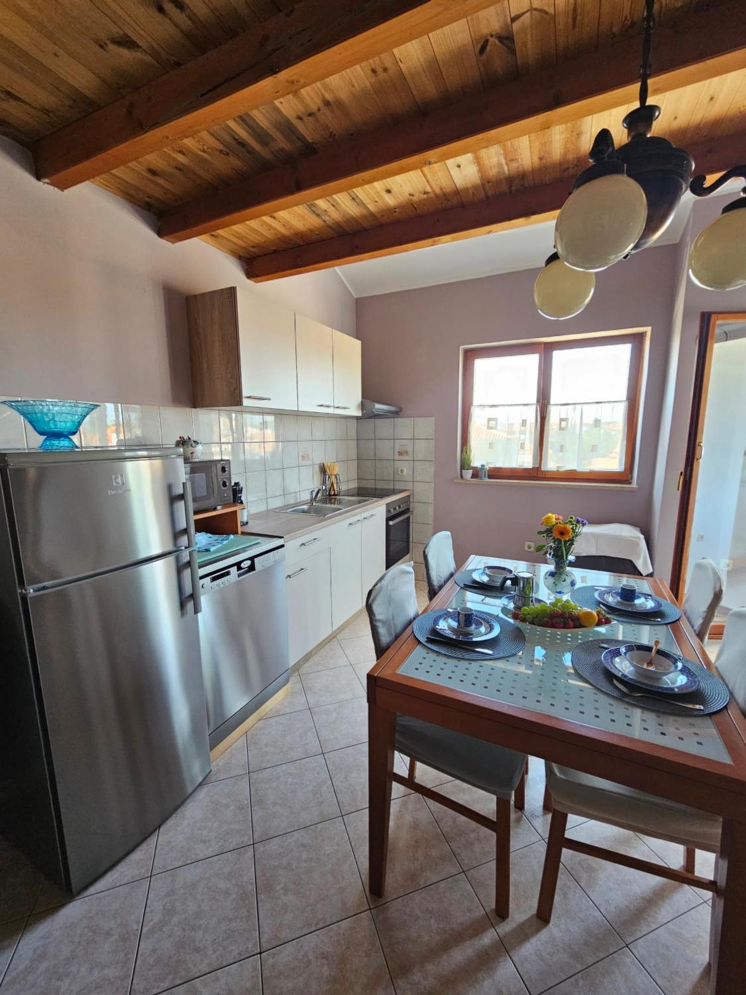 Apartment Neven Rovinj Parking Place Экстерьер фото